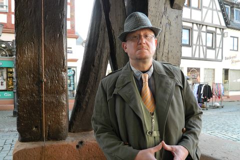 Karl Willibald ist weniger gut gelaunt.