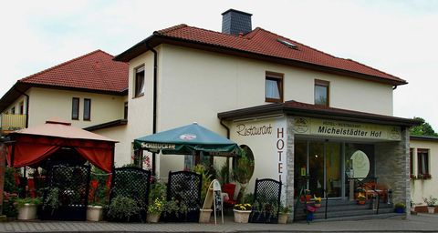 Eingang des Hotel Restaurants