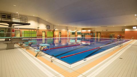 Schwimmbecken des Odenwald-Hallenbads