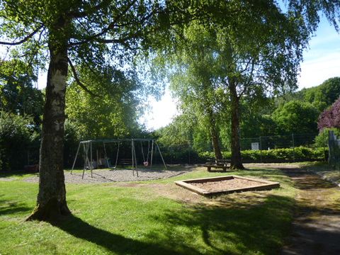 Spielplatz Vielbrunn Am Schwimmbad